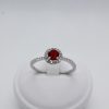 Anello solitario con zircone rosso rubino